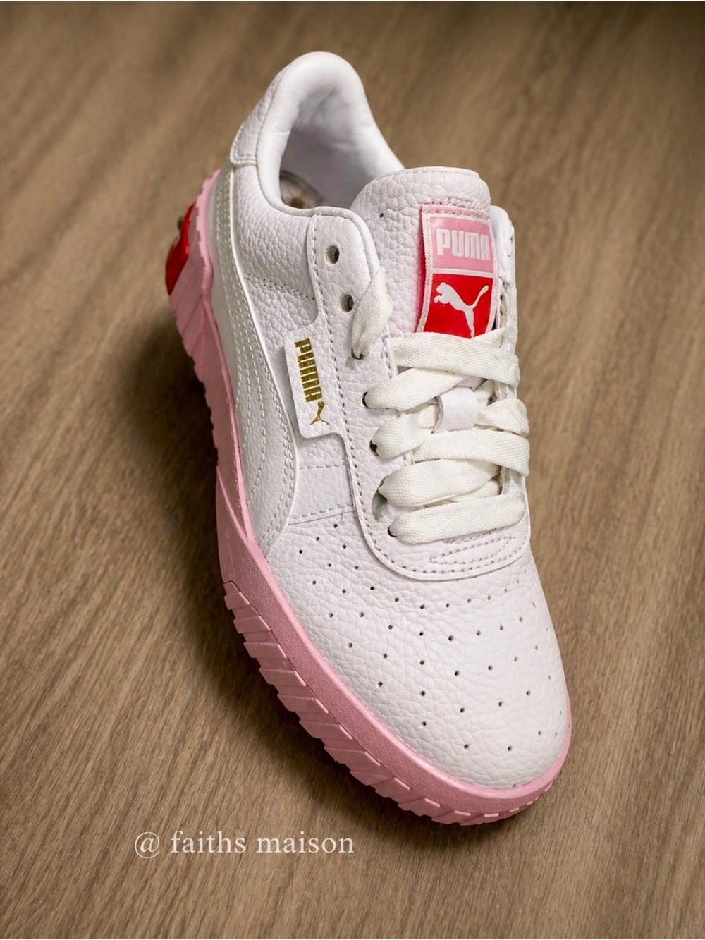 Women’s pink&white puma sport sneakers✨ - Picture 5 of 8